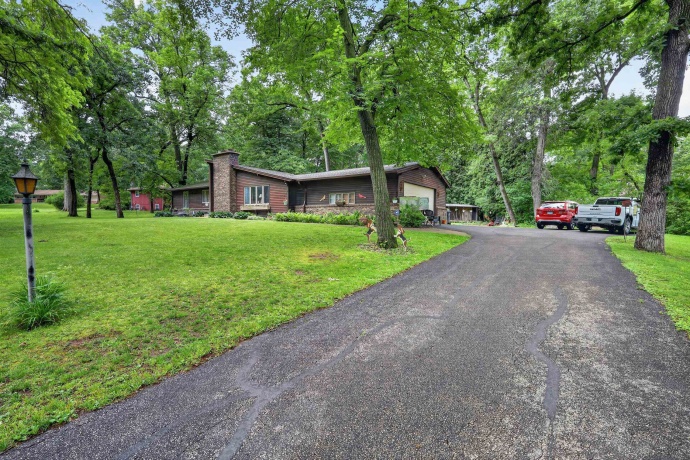 765 Lakewood, ROCKFORD, Illinois 61102, 3 Bedrooms Bedrooms, ,2 BathroomsBathrooms,House,For Sale,Lakewood,202603449