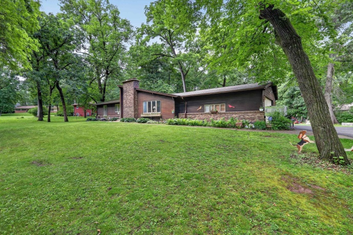 765 Lakewood, ROCKFORD, Illinois 61102, 3 Bedrooms Bedrooms, ,2 BathroomsBathrooms,House,For Sale,Lakewood,202603449