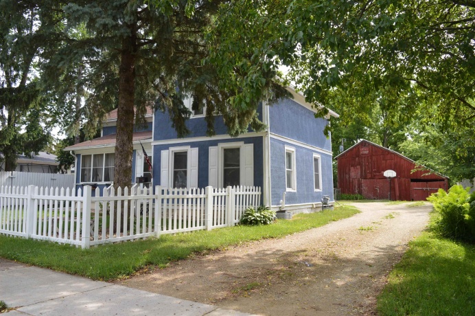 313 Pleasant, CLINTON, Wisconsin 53525, 4 Bedrooms Bedrooms, ,1 BathroomBathrooms,House,For Sale,Pleasant,202603452