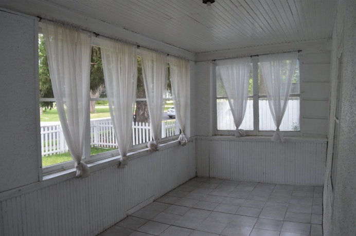 313 Pleasant, CLINTON, Wisconsin 53525, 4 Bedrooms Bedrooms, ,1 BathroomBathrooms,House,For Sale,Pleasant,202603452