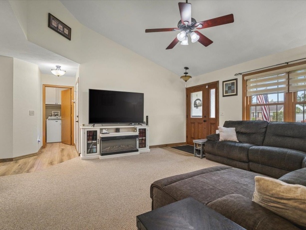 855 Bayfield, ROCKTON, Illinois 61072, 3 Bedrooms Bedrooms, ,3 BathroomsBathrooms,House,For Sale,Bayfield,202603396