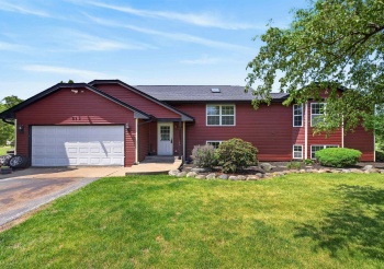 513 Pembroke SW, POPLAR GROVE, Illinois 61065, 6 Bedrooms Bedrooms, ,3 BathroomsBathrooms,House,For Sale,Pembroke SW,202603456