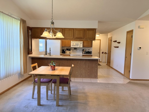 5241 DIANE, ROCKFORD, Illinois 61108, 2 Bedrooms Bedrooms, ,2 BathroomsBathrooms,Condominium,For Sale,DIANE,202603460