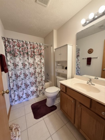 5241 DIANE, ROCKFORD, Illinois 61108, 2 Bedrooms Bedrooms, ,2 BathroomsBathrooms,Condominium,For Sale,DIANE,202603460