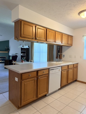 5241 DIANE, ROCKFORD, Illinois 61108, 2 Bedrooms Bedrooms, ,2 BathroomsBathrooms,Condominium,For Sale,DIANE,202603460