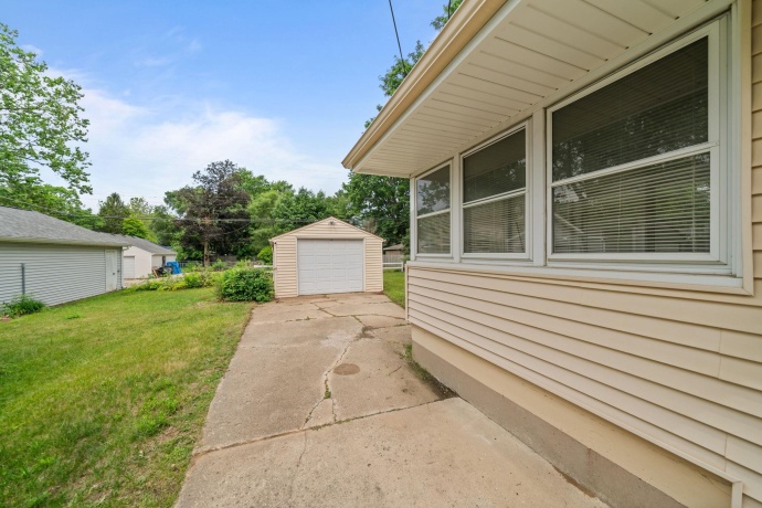 3316 Church, ROCKFORD, Illinois 61103, 3 Bedrooms Bedrooms, ,1 BathroomBathrooms,House,For Sale,Church,202603457