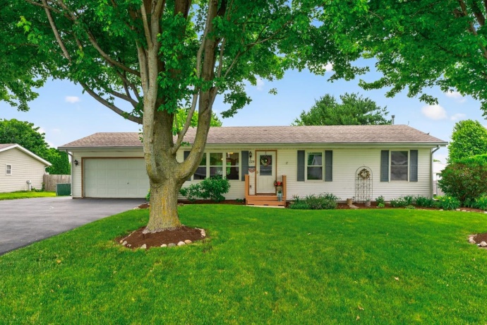 225 Cloud Mist, CAPRON, Illinois 61012, 3 Bedrooms Bedrooms, ,2 BathroomsBathrooms,House,For Sale,Cloud Mist,202603459