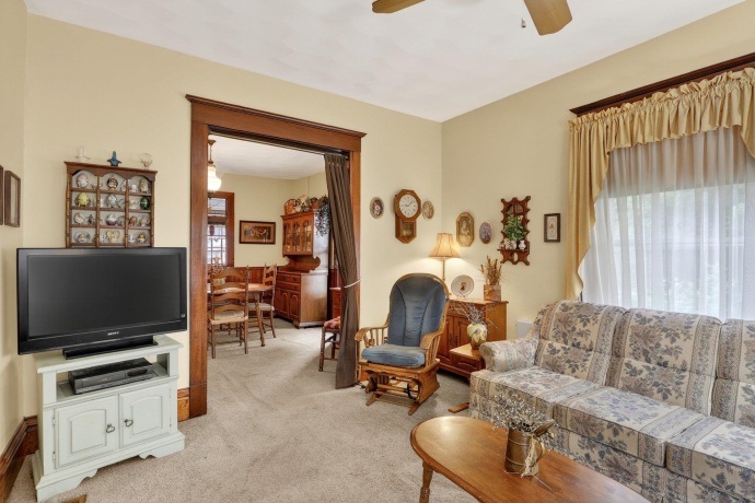 215 Harrison, BELVIDERE, Illinois 61008, 4 Bedrooms Bedrooms, ,3 BathroomsBathrooms,House,For Sale,Harrison,202603461