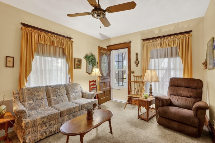 215 Harrison, BELVIDERE, Illinois 61008, 4 Bedrooms Bedrooms, ,3 BathroomsBathrooms,House,For Sale,Harrison,202603461