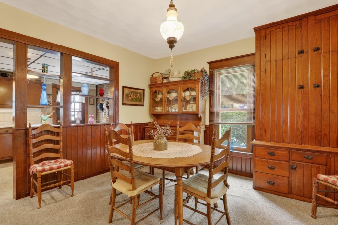 215 Harrison, BELVIDERE, Illinois 61008, 4 Bedrooms Bedrooms, ,3 BathroomsBathrooms,House,For Sale,Harrison,202603461