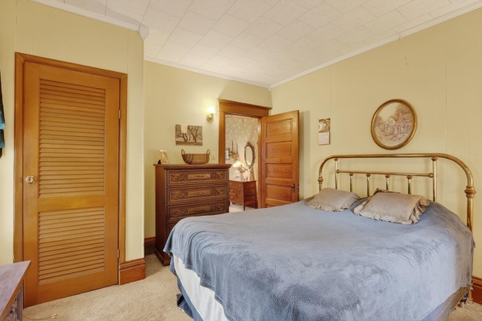 215 Harrison, BELVIDERE, Illinois 61008, 4 Bedrooms Bedrooms, ,3 BathroomsBathrooms,House,For Sale,Harrison,202603461