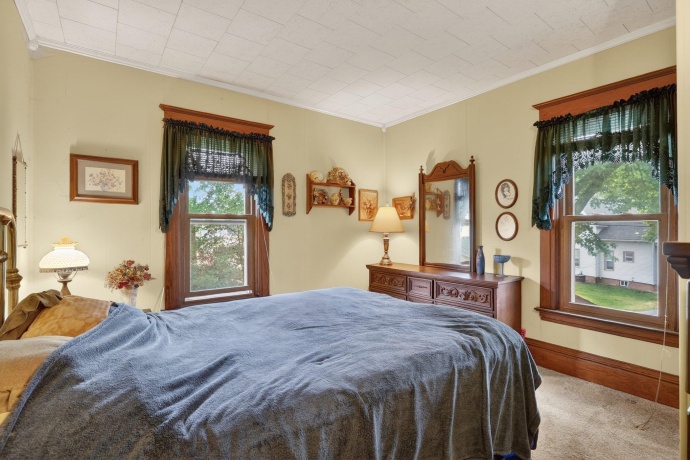 215 Harrison, BELVIDERE, Illinois 61008, 4 Bedrooms Bedrooms, ,3 BathroomsBathrooms,House,For Sale,Harrison,202603461