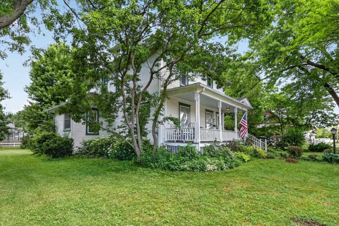 215 Harrison, BELVIDERE, Illinois 61008, 4 Bedrooms Bedrooms, ,3 BathroomsBathrooms,House,For Sale,Harrison,202603461