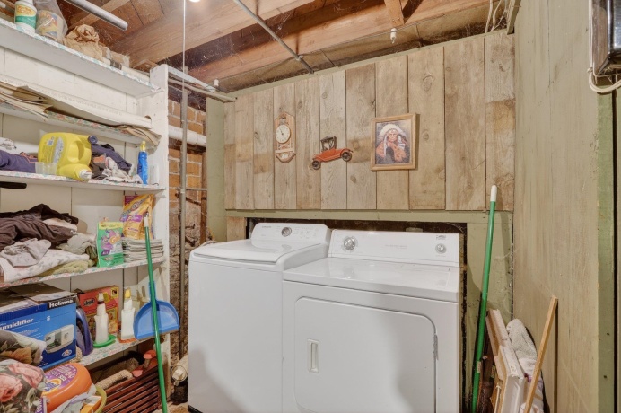 215 Harrison, BELVIDERE, Illinois 61008, 4 Bedrooms Bedrooms, ,3 BathroomsBathrooms,House,For Sale,Harrison,202603461