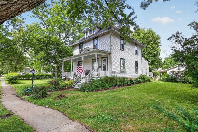 215 Harrison, BELVIDERE, Illinois 61008, 4 Bedrooms Bedrooms, ,3 BathroomsBathrooms,House,For Sale,Harrison,202603461