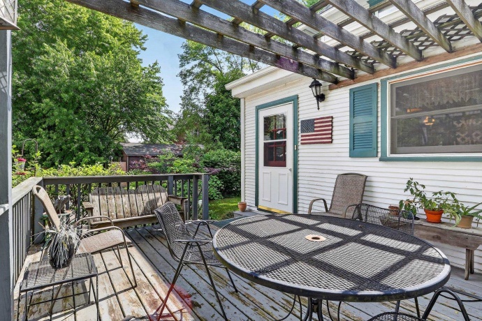 215 Harrison, BELVIDERE, Illinois 61008, 4 Bedrooms Bedrooms, ,3 BathroomsBathrooms,House,For Sale,Harrison,202603461