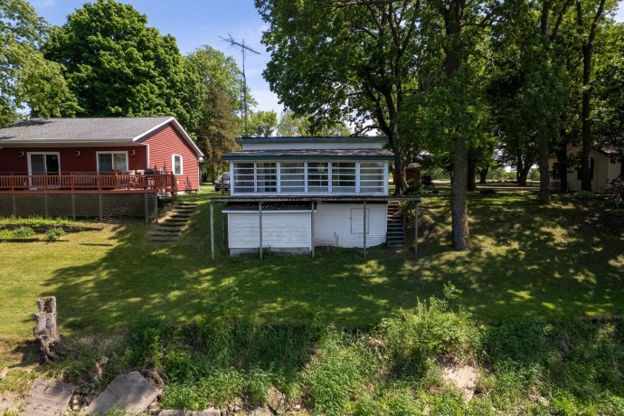 7198 Rock Nation, DIXON, Illinois 61021, 2 Bedrooms Bedrooms, ,1 BathroomBathrooms,House,For Sale,Rock Nation,202603462
