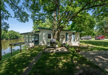 7198 Rock Nation, DIXON, Illinois 61021, 2 Bedrooms Bedrooms, ,1 BathroomBathrooms,House,For Sale,Rock Nation,202603462