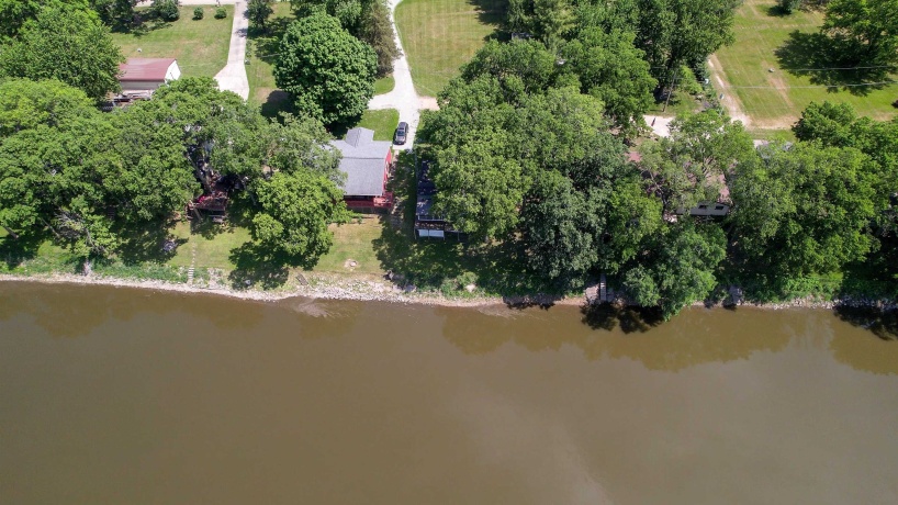 7198 Rock Nation, DIXON, Illinois 61021, 2 Bedrooms Bedrooms, ,1 BathroomBathrooms,House,For Sale,Rock Nation,202603462