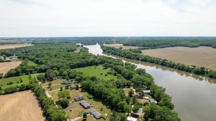 7198 Rock Nation, DIXON, Illinois 61021, 2 Bedrooms Bedrooms, ,1 BathroomBathrooms,House,For Sale,Rock Nation,202603462