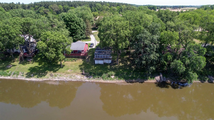 7198 Rock Nation, DIXON, Illinois 61021, 2 Bedrooms Bedrooms, ,1 BathroomBathrooms,House,For Sale,Rock Nation,202603462