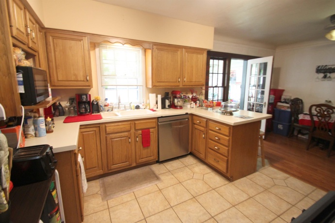 2218 Benderwirt, ROCKFORD, Illinois 61103, 3 Bedrooms Bedrooms, ,1 BathroomBathrooms,House,For Sale,Benderwirt,202603464
