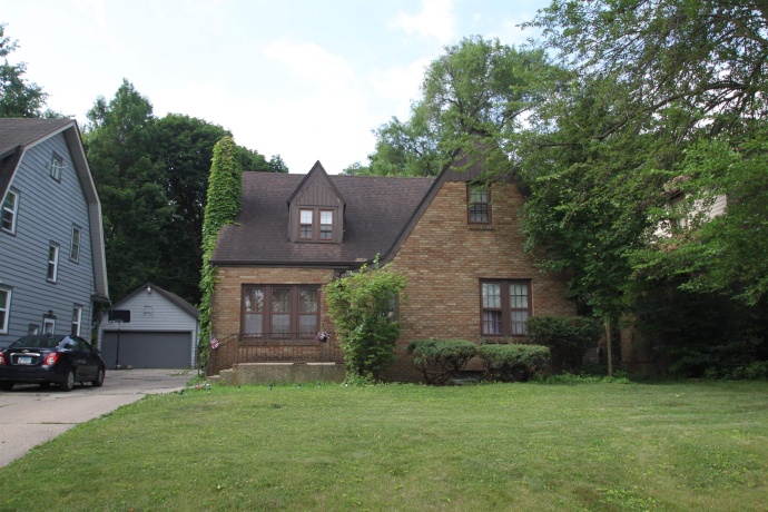 2218 Benderwirt, ROCKFORD, Illinois 61103, 3 Bedrooms Bedrooms, ,1 BathroomBathrooms,House,For Sale,Benderwirt,202603464