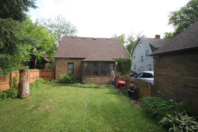 2218 Benderwirt, ROCKFORD, Illinois 61103, 3 Bedrooms Bedrooms, ,1 BathroomBathrooms,House,For Sale,Benderwirt,202603464