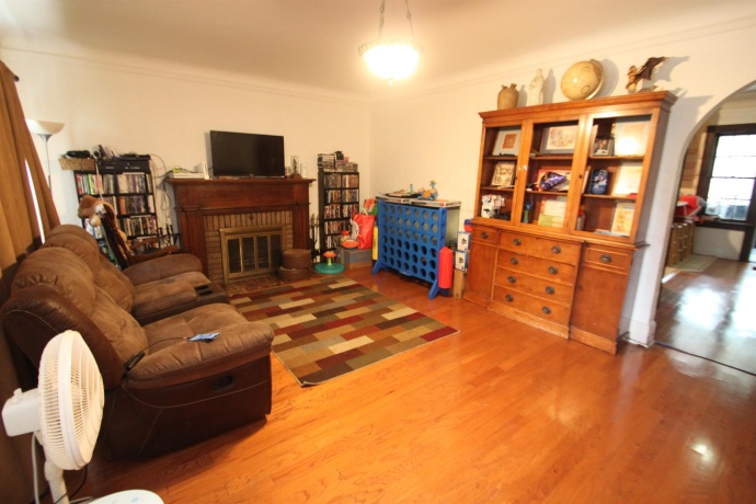 2218 Benderwirt, ROCKFORD, Illinois 61103, 3 Bedrooms Bedrooms, ,1 BathroomBathrooms,House,For Sale,Benderwirt,202603464