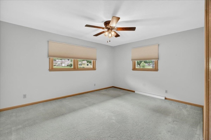 404 Fairfield, ROCKFORD, Illinois 61107, 3 Bedrooms Bedrooms, ,1 BathroomBathrooms,House,For Sale,Fairfield,202603468