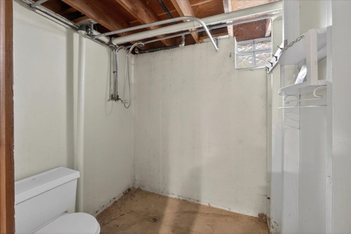 404 Fairfield, ROCKFORD, Illinois 61107, 3 Bedrooms Bedrooms, ,1 BathroomBathrooms,House,For Sale,Fairfield,202603468