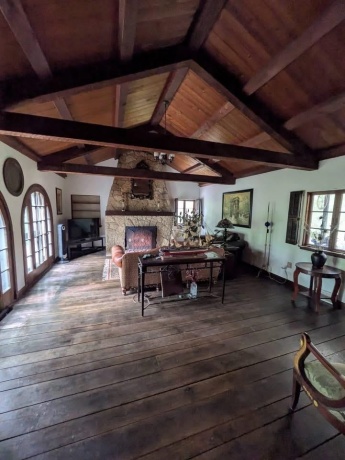 521 Cedar Creek, FREEPORT, Illinois 61032, 2 Bedrooms Bedrooms, ,1 BathroomBathrooms,House,For Sale,Cedar Creek,202603474