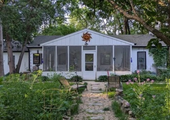 521 Cedar Creek, FREEPORT, Illinois 61032, 2 Bedrooms Bedrooms, ,1 BathroomBathrooms,House,For Sale,Cedar Creek,202603474