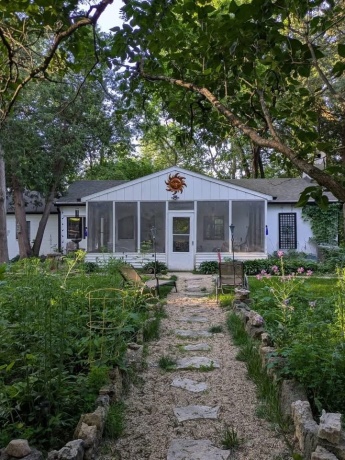 521 Cedar Creek, FREEPORT, Illinois 61032, 2 Bedrooms Bedrooms, ,1 BathroomBathrooms,House,For Sale,Cedar Creek,202603474