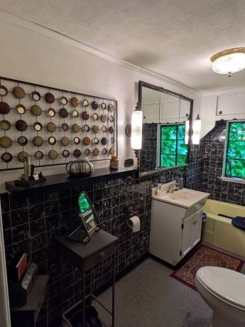 521 Cedar Creek, FREEPORT, Illinois 61032, 2 Bedrooms Bedrooms, ,1 BathroomBathrooms,House,For Sale,Cedar Creek,202603474