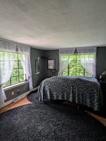 521 Cedar Creek, FREEPORT, Illinois 61032, 2 Bedrooms Bedrooms, ,1 BathroomBathrooms,House,For Sale,Cedar Creek,202603474