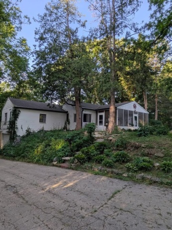521 Cedar Creek, FREEPORT, Illinois 61032, 2 Bedrooms Bedrooms, ,1 BathroomBathrooms,House,For Sale,Cedar Creek,202603474