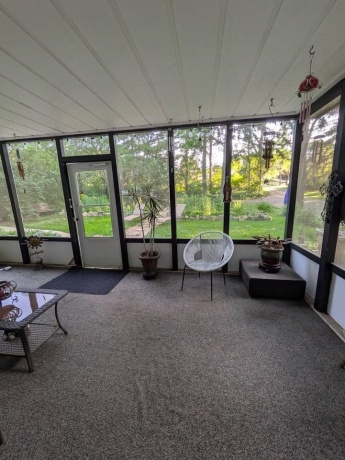 521 Cedar Creek, FREEPORT, Illinois 61032, 2 Bedrooms Bedrooms, ,1 BathroomBathrooms,House,For Sale,Cedar Creek,202603474