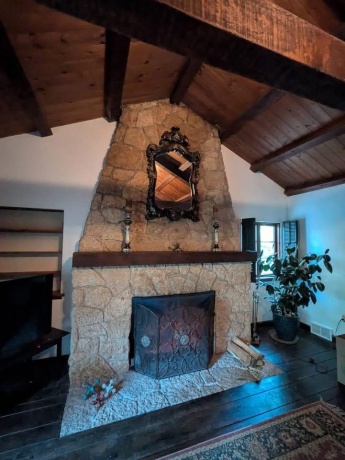 521 Cedar Creek, FREEPORT, Illinois 61032, 2 Bedrooms Bedrooms, ,1 BathroomBathrooms,House,For Sale,Cedar Creek,202603474