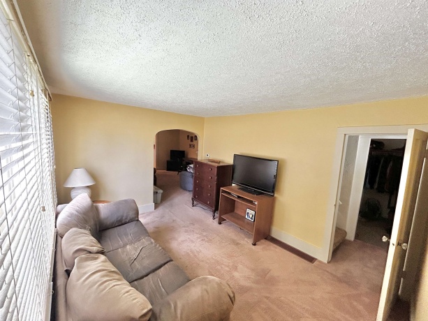 126 6TH, PECATONICA, Illinois 61063, 3 Bedrooms Bedrooms, ,1 BathroomBathrooms,House,For Sale,6TH,202603478