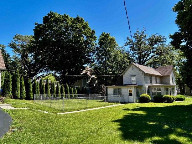 126 6TH, PECATONICA, Illinois 61063, 3 Bedrooms Bedrooms, ,1 BathroomBathrooms,House,For Sale,6TH,202603478