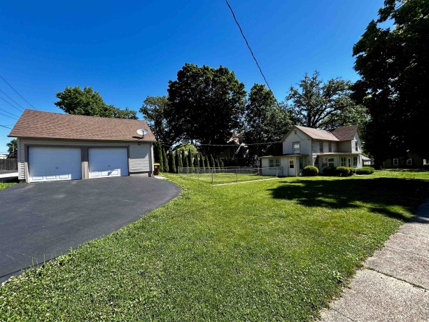 126 6TH, PECATONICA, Illinois 61063, 3 Bedrooms Bedrooms, ,1 BathroomBathrooms,House,For Sale,6TH,202603478