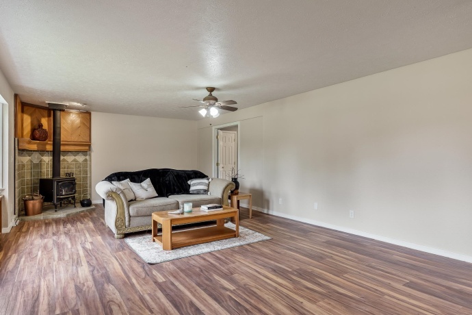 1611 Michigan, ROCKFORD, Illinois 61102, 4 Bedrooms Bedrooms, ,2 BathroomsBathrooms,House,For Sale,Michigan,202603479