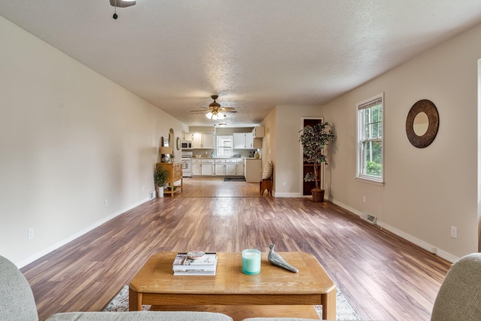 1611 Michigan, ROCKFORD, Illinois 61102, 4 Bedrooms Bedrooms, ,2 BathroomsBathrooms,House,For Sale,Michigan,202603479