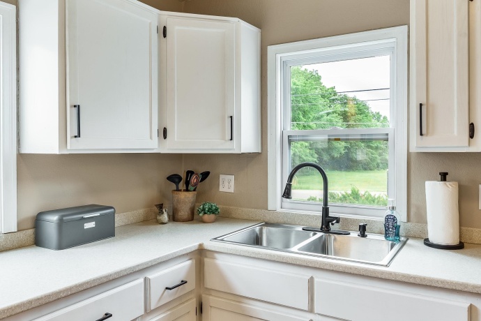 1611 Michigan, ROCKFORD, Illinois 61102, 4 Bedrooms Bedrooms, ,2 BathroomsBathrooms,House,For Sale,Michigan,202603479