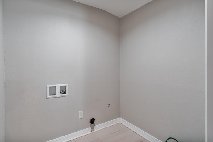 1611 Michigan, ROCKFORD, Illinois 61102, 4 Bedrooms Bedrooms, ,2 BathroomsBathrooms,House,For Sale,Michigan,202603479