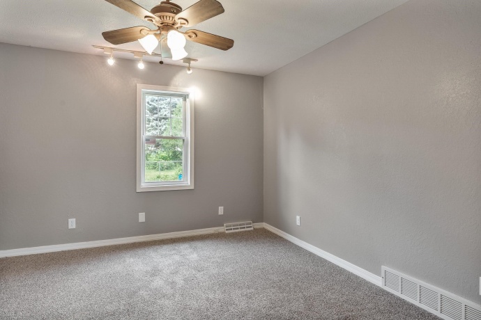 1611 Michigan, ROCKFORD, Illinois 61102, 4 Bedrooms Bedrooms, ,2 BathroomsBathrooms,House,For Sale,Michigan,202603479