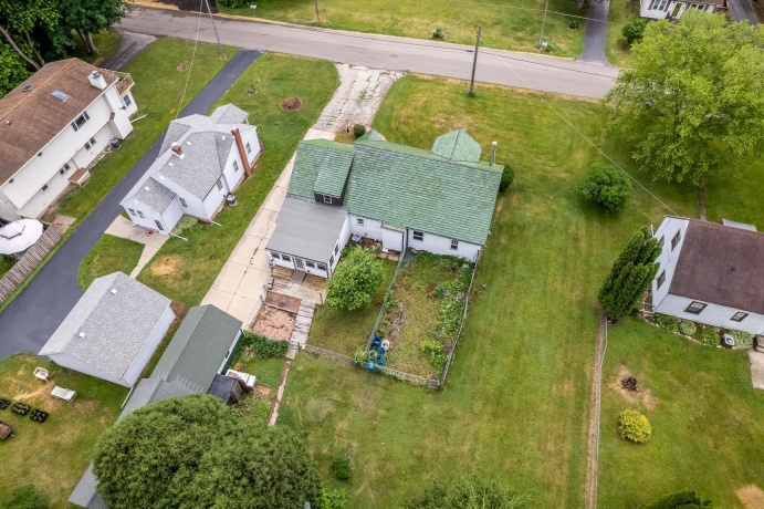 1611 Michigan, ROCKFORD, Illinois 61102, 4 Bedrooms Bedrooms, ,2 BathroomsBathrooms,House,For Sale,Michigan,202603479