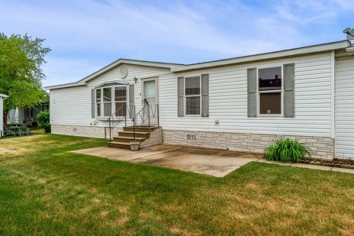 2231 BLOSSOM, BELVIDERE, Illinois 61008, 3 Bedrooms Bedrooms, ,2 BathroomsBathrooms,House,For Sale,BLOSSOM,202603480