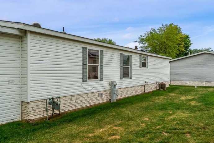 2231 BLOSSOM, BELVIDERE, Illinois 61008, 3 Bedrooms Bedrooms, ,2 BathroomsBathrooms,House,For Sale,BLOSSOM,202603480